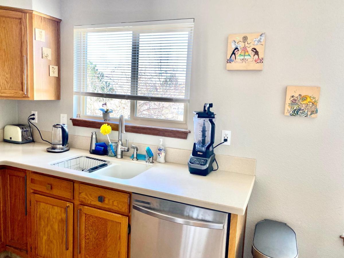 Artsy Home Close To Usafa With Fireplace And Patio 科罗拉多斯普林斯 外观 照片