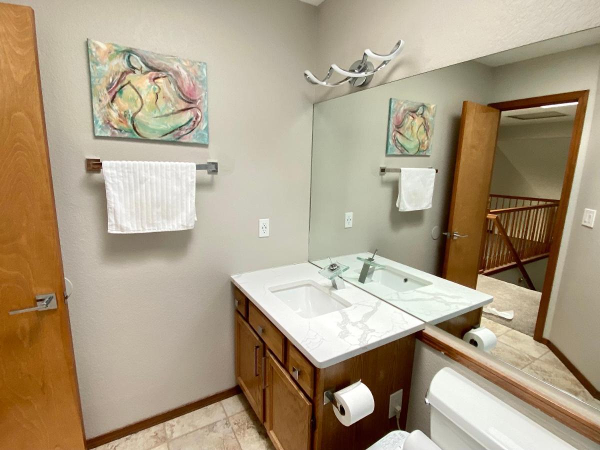 Artsy Home Close To Usafa With Fireplace And Patio 科罗拉多斯普林斯 外观 照片