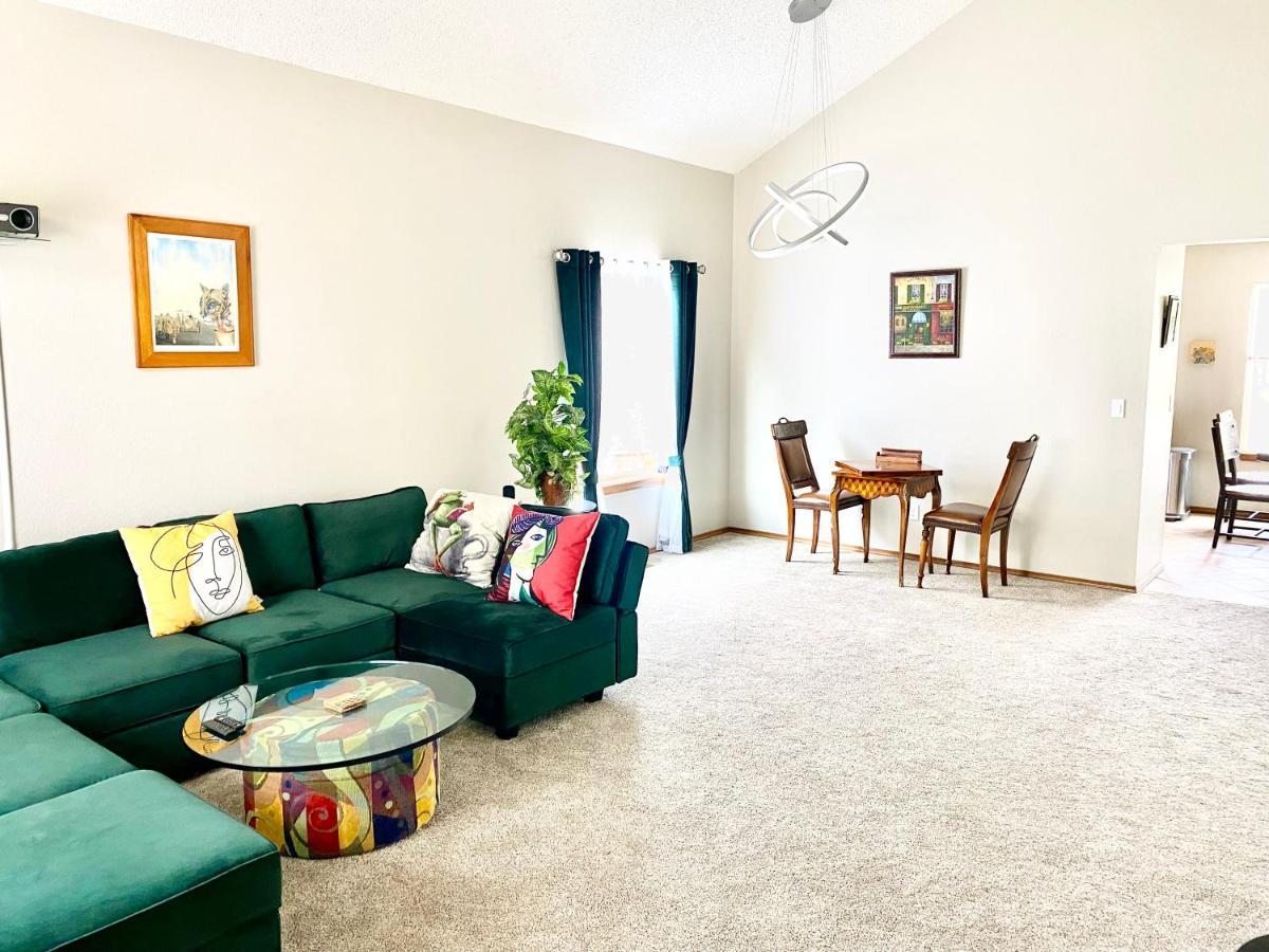 Artsy Home Close To Usafa With Fireplace And Patio 科罗拉多斯普林斯 外观 照片