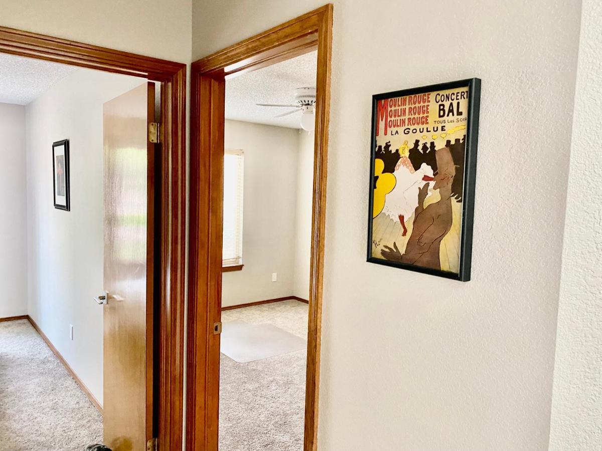 Artsy Home Close To Usafa With Fireplace And Patio 科罗拉多斯普林斯 外观 照片